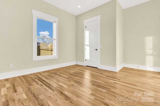 63 Horizon Way, Alexander, NC 28701