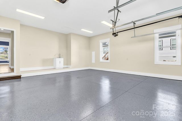 63 Horizon Way, Alexander, NC 28701