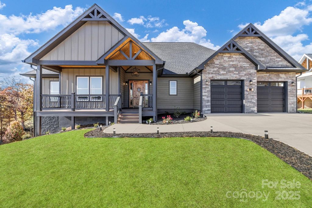 63 Horizon Way, Alexander, NC 28701