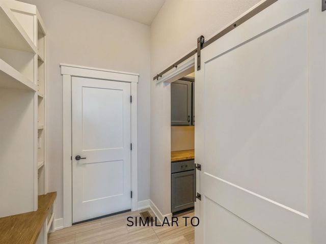 913 Campus Court NE, Bondurant, IA 50035