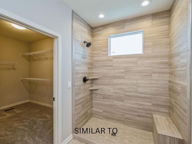 913 Campus Court NE, Bondurant, IA 50035