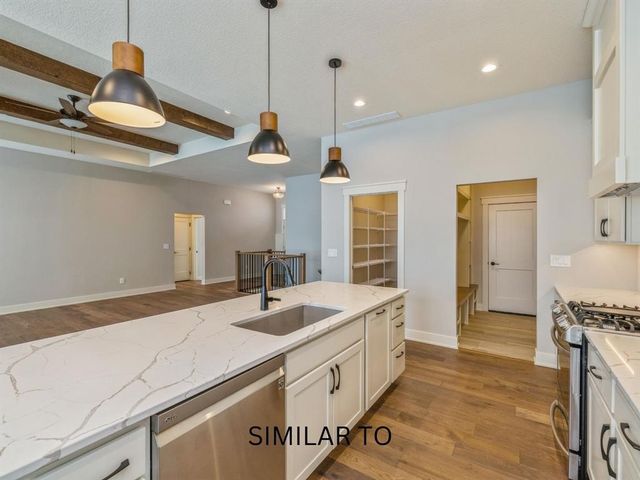 913 Campus Court NE, Bondurant, IA 50035