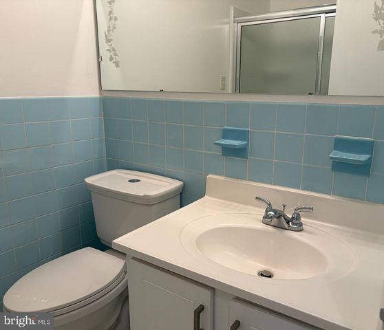 7912 CALVERT ST, Philadelphia, PA 19152