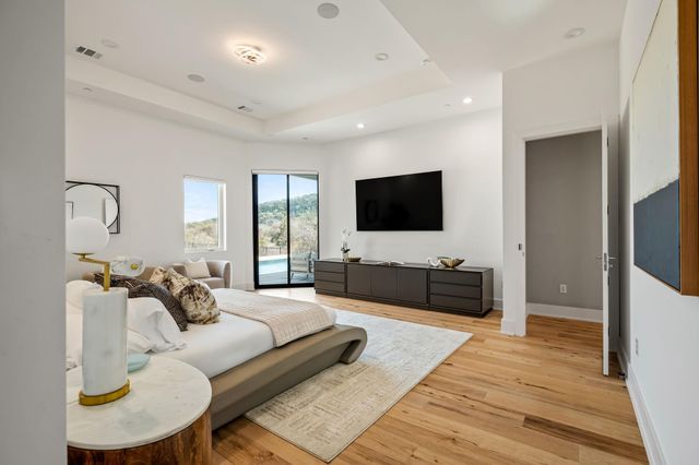 909 Cypress Grove DR, Austin, TX 78732