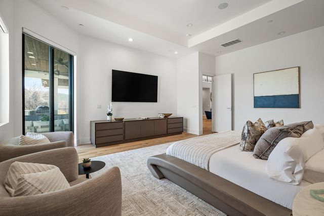 909 Cypress Grove DR, Austin, TX 78732