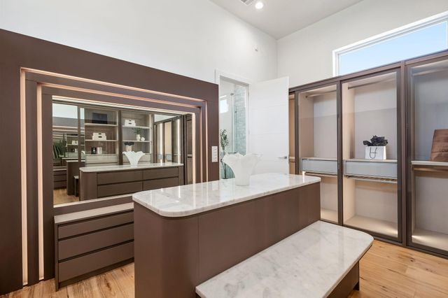 909 Cypress Grove DR, Austin, TX 78732