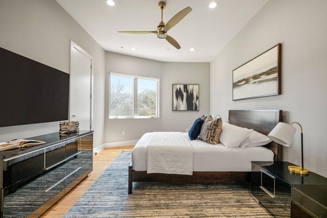 909 Cypress Grove DR, Austin, TX 78732