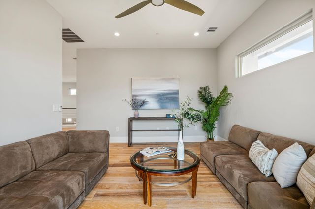 909 Cypress Grove DR, Austin, TX 78732