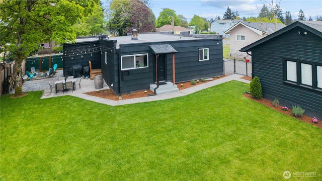 507 Violet Meadow Street S, Tacoma, WA 98444