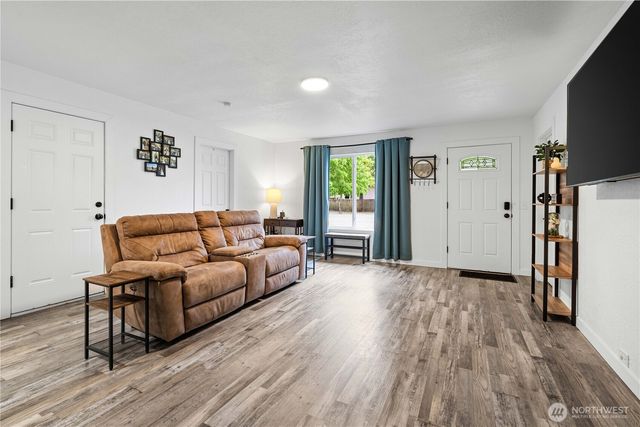 507 Violet Meadow Street S, Tacoma, WA 98444