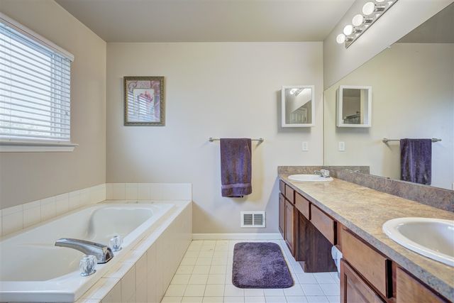9551 Falmouth Drive, Ypsilanti, MI 48197