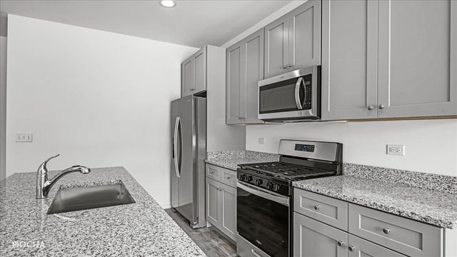 1239 Gillespie Lane, Yorkville, IL 60560