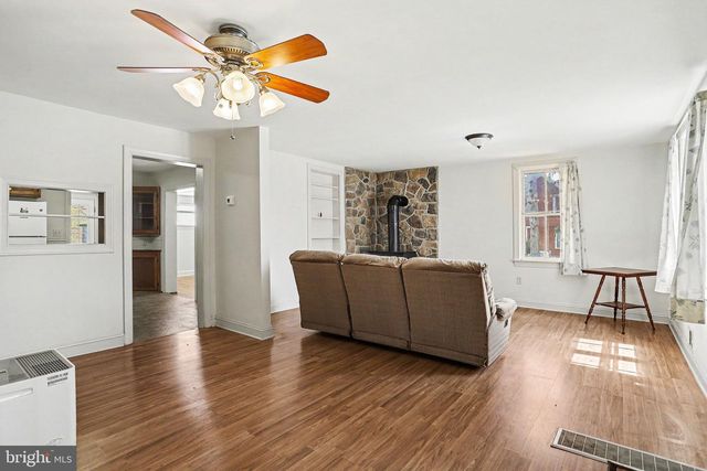 13395 PENNERSVILLE ROAD, Blue Ridge Summit, PA 17214