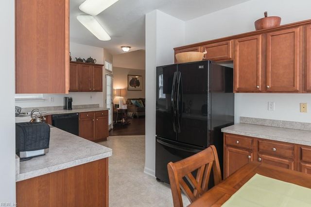 713 Windy Way Unit 102, Newport News, VA 23602