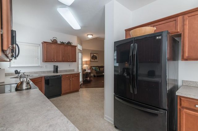 713 Windy Way Unit 102, Newport News, VA 23602