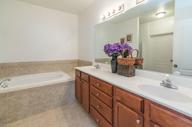 713 Windy Way Unit 102, Newport News, VA 23602