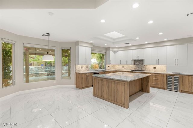 1817 WINCANTON Drive, Las Vegas, NV 89134