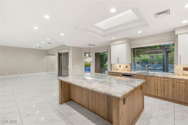 1817 WINCANTON Drive, Las Vegas, NV 89134