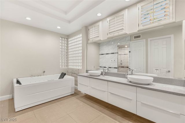 1817 WINCANTON Drive, Las Vegas, NV 89134