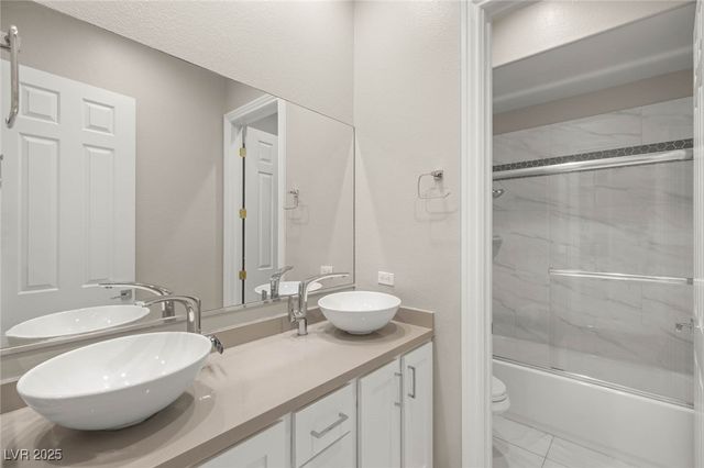 1817 WINCANTON Drive, Las Vegas, NV 89134