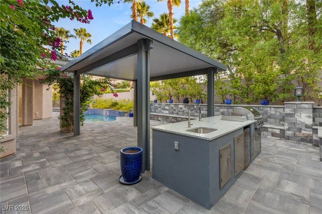 1817 WINCANTON Drive, Las Vegas, NV 89134