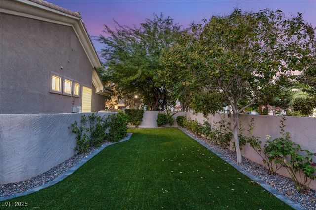 1817 WINCANTON Drive, Las Vegas, NV 89134