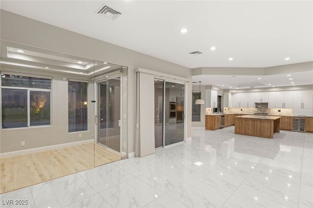 1817 WINCANTON Drive, Las Vegas, NV 89134