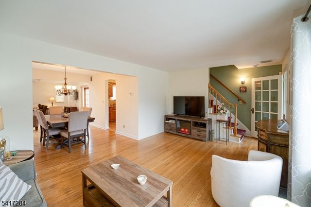 37 Mapes Ave, Nutley Twp., NJ 07110