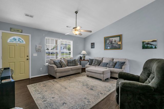 331 Bright Farm Road, Duncan, SC 29334