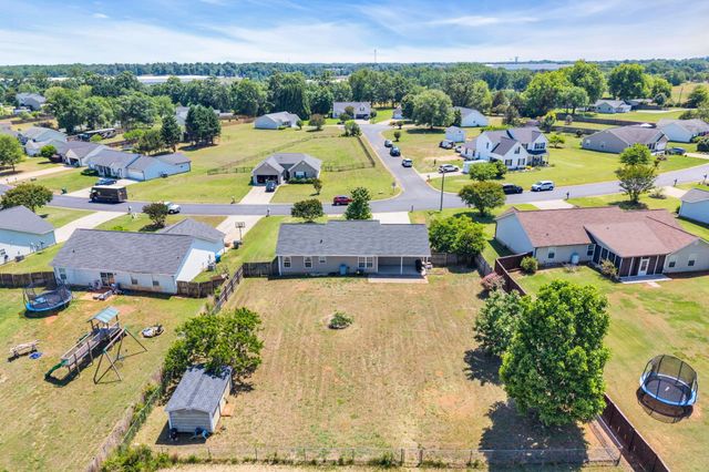 331 Bright Farm Road, Duncan, SC 29334