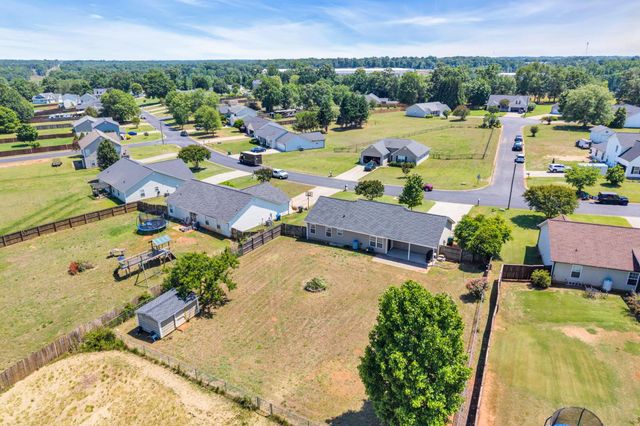 331 Bright Farm Road, Duncan, SC 29334