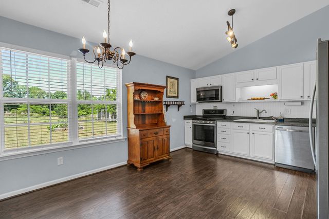 331 Bright Farm Road, Duncan, SC 29334