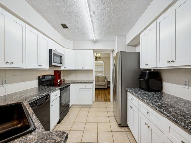 3000 Presidio Circle, Carrollton, TX 75007