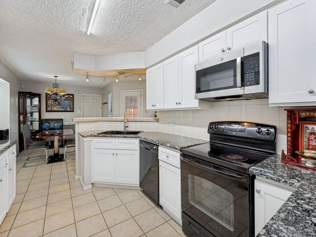 3000 Presidio Circle, Carrollton, TX 75007