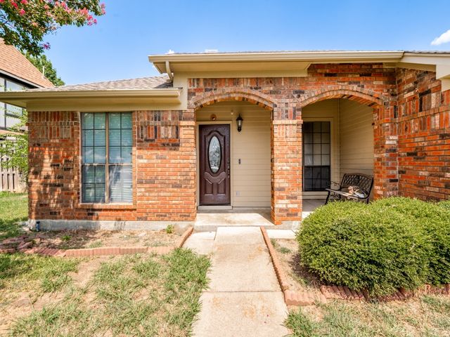 3000 Presidio Circle, Carrollton, TX 75007