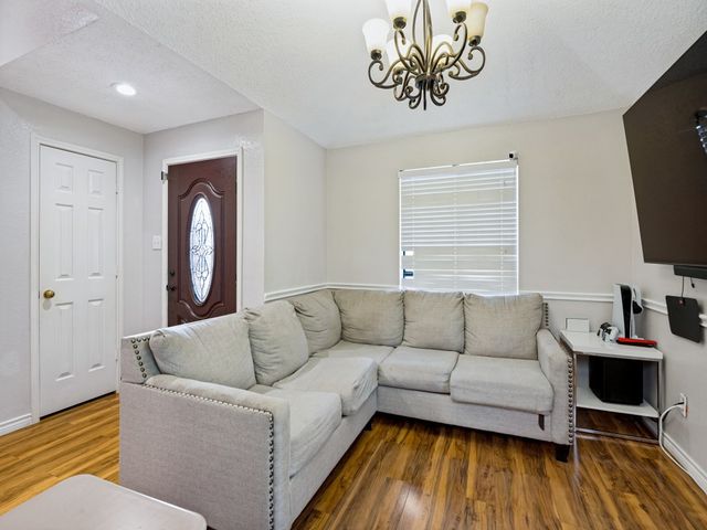 3000 Presidio Circle, Carrollton, TX 75007