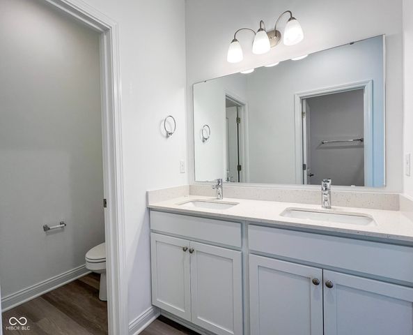 6621 12 Oaks Drive, Anderson, IN 46013