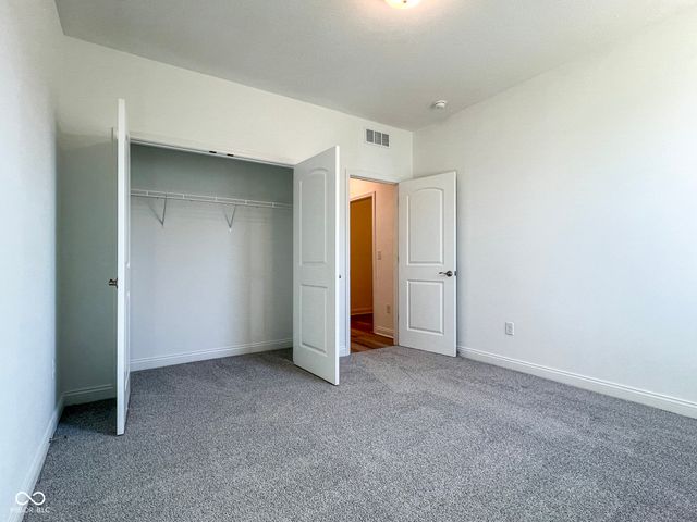 6621 12 Oaks Drive, Anderson, IN 46013