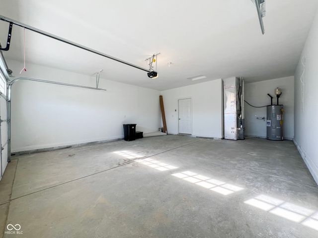 6621 12 Oaks Drive, Anderson, IN 46013