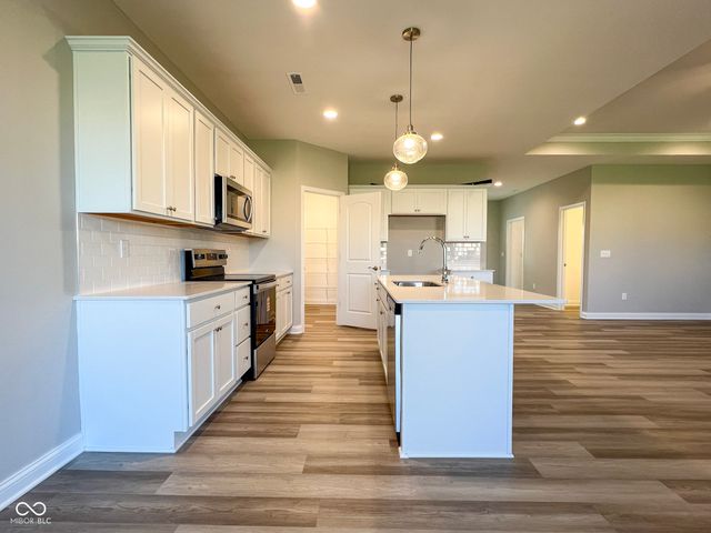 6621 12 Oaks Drive, Anderson, IN 46013