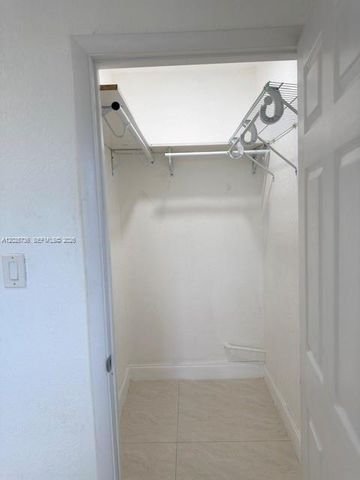 19521 NW 1st Ct, Miami Gardens, FL 33169