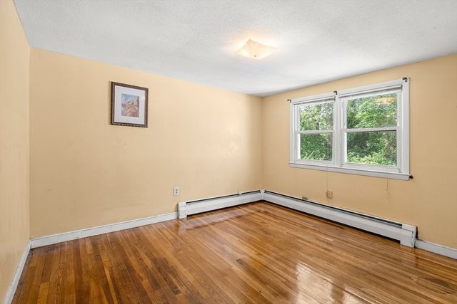 2 Canaan St, Boston, MA 02126