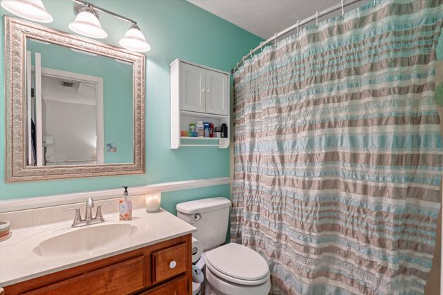 517 Skyview Dr, Ashland City, TN 37015