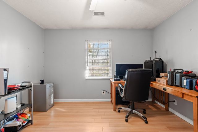 517 Skyview Dr, Ashland City, TN 37015