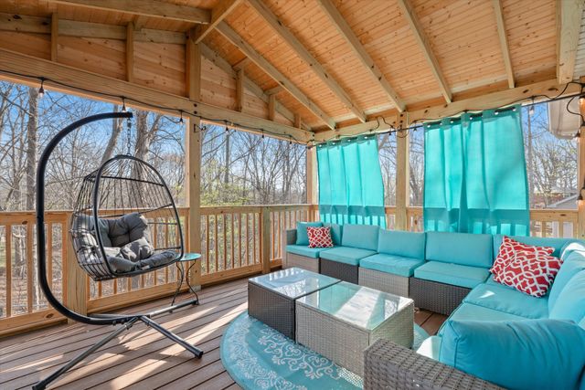 517 Skyview Dr, Ashland City, TN 37015