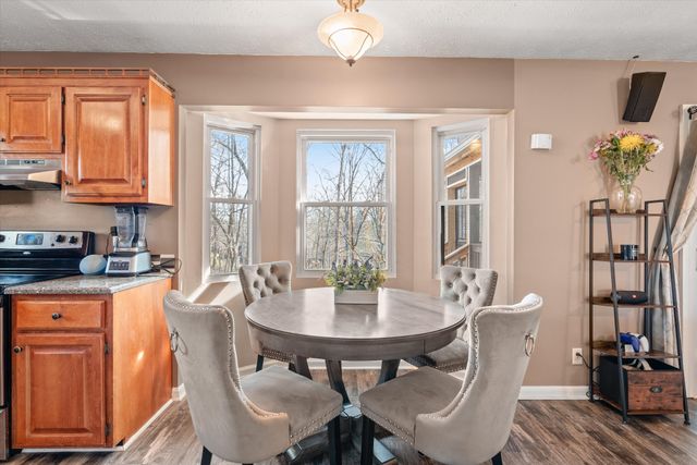 517 Skyview Dr, Ashland City, TN 37015