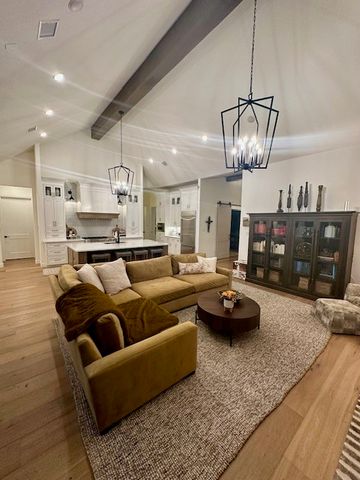 1517 Viridian Park Lane, Arlington, TX 76005