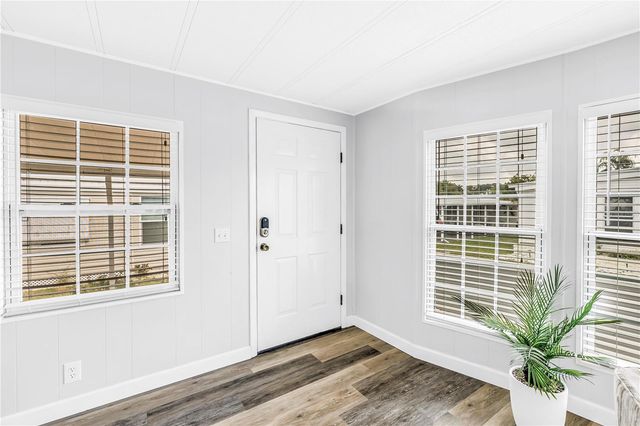 672 SUGAR PALM STREET, Largo, FL 33778