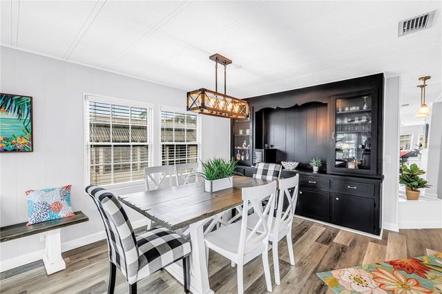 672 SUGAR PALM STREET, Largo, FL 33778