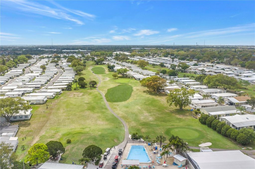 Image 41 of property listing at 672 SUGAR PALM STREET, Largo, FL 33778